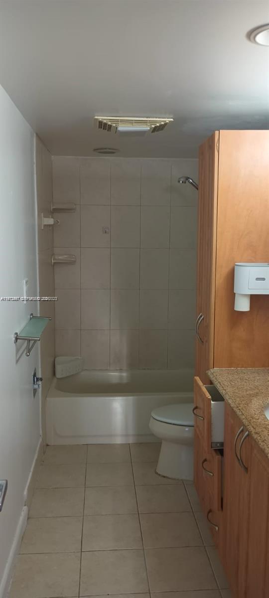 Foto del edificio - 4222 Inverrary Blvd