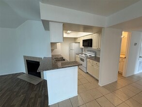 Building Photo - 8048 Sands Point Dr