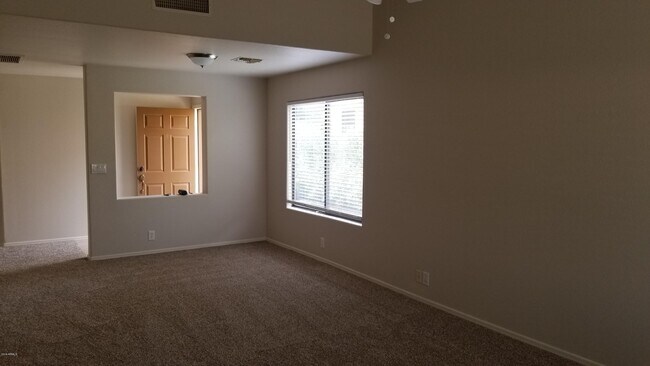 Building Photo - 13834 N Cambria Dr