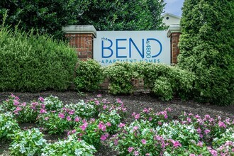 Building Photo - The Bend at 4800 Apartment Homes