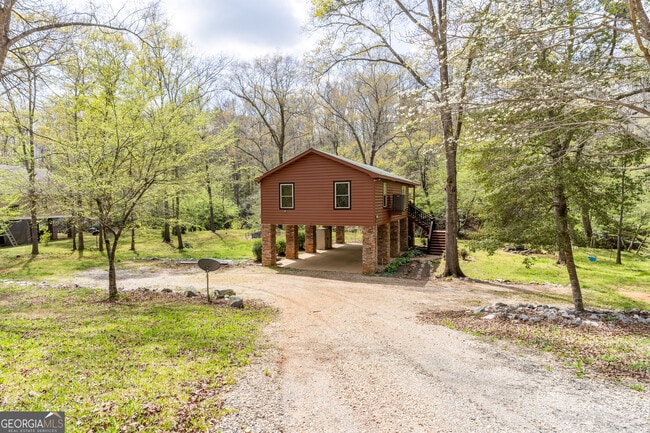 Foto del edificio - 597 Meadow Brook Ln