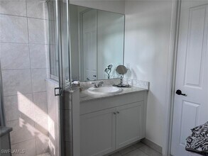 Building Photo - 8916 Madrid Cir