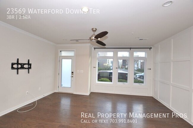 Foto del edificio - 23569 Waterford Downs Terrace