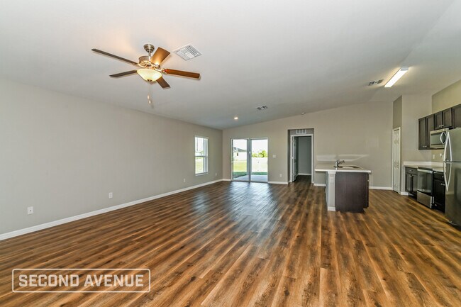 Foto del edificio - 1909 NE Juanita Pl