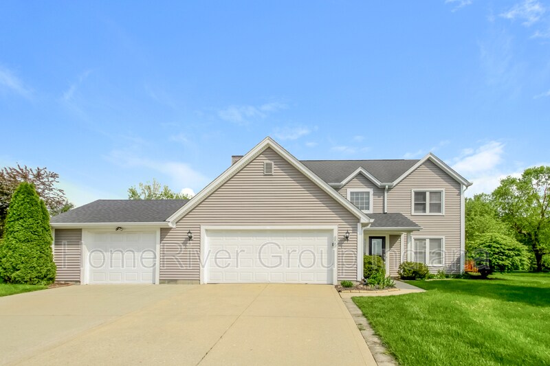 Primary Photo - 805 Timber Creek Dr