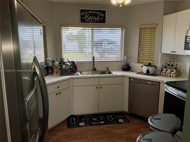 Foto del edificio - 14157 SW 164th Terrace