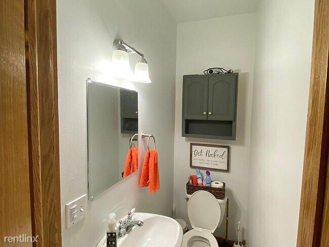 Foto del edificio - 3 br, 2 bath House - 2744 Redick Ave