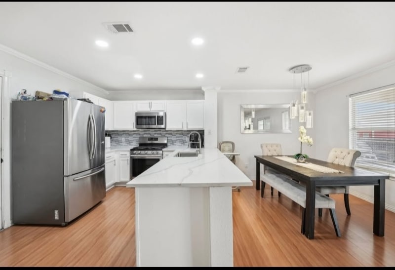 Building Photo - 6813 Savanna Canyon Dr