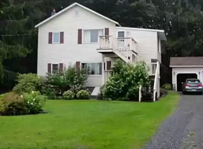 Building Photo - 4709 Cedarvale Rd