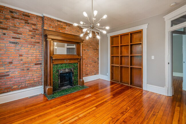 Building Photo - 617 Dennison Ave