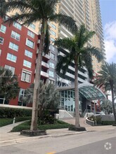 Building Photo - 1155 Brickell Bay Dr