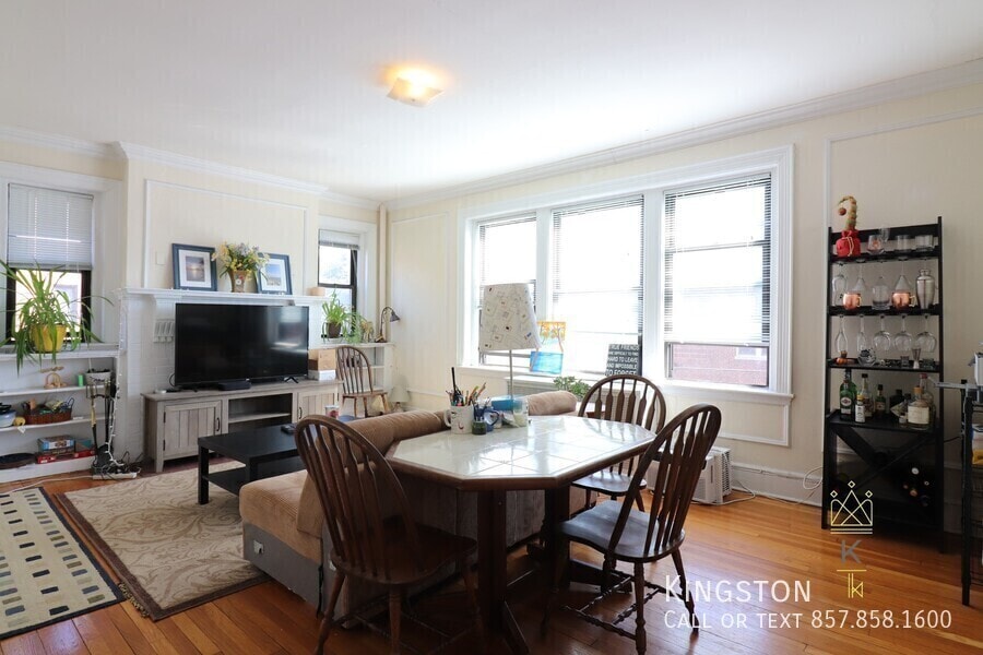 Photo - 24 Park St.-2R