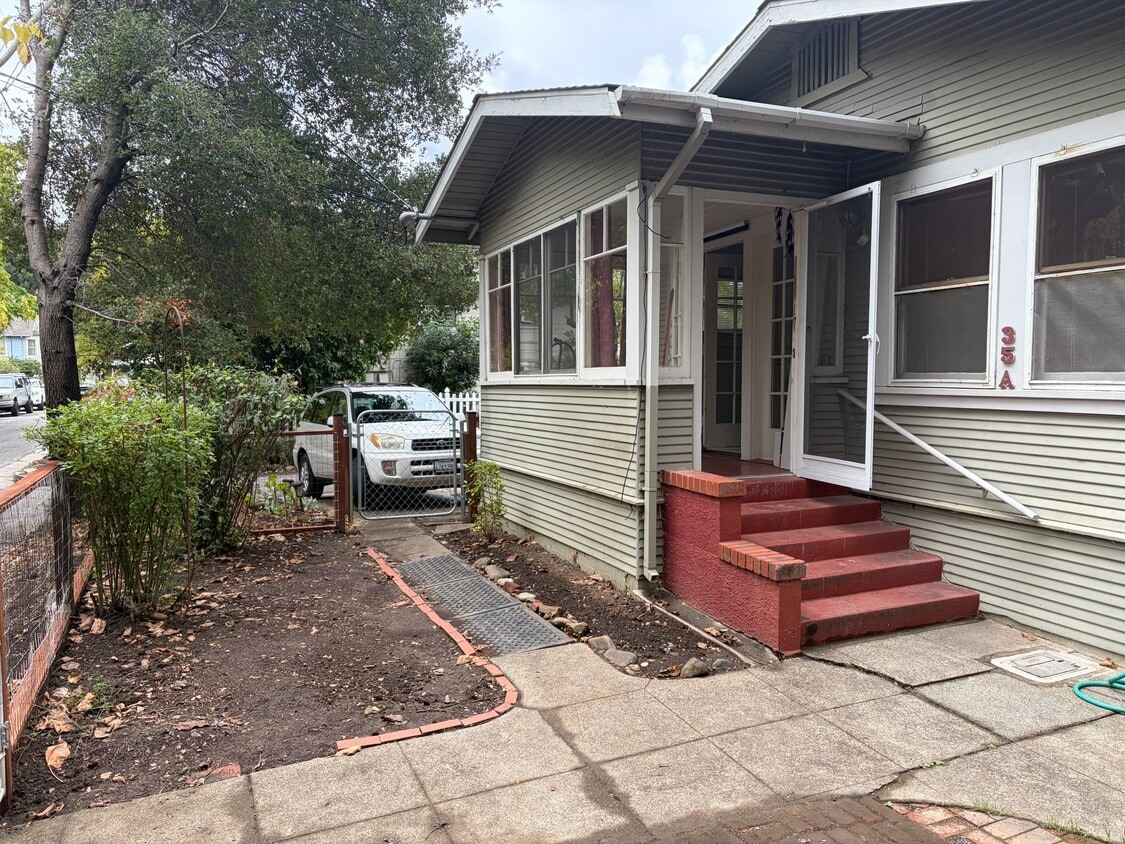 Photo - 35 Inyo Ave (Fairfax, CA)
