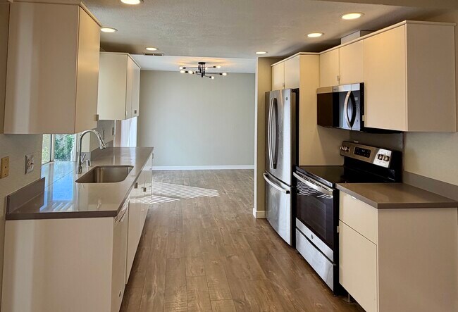 Building Photo - 34179 Tony Ter