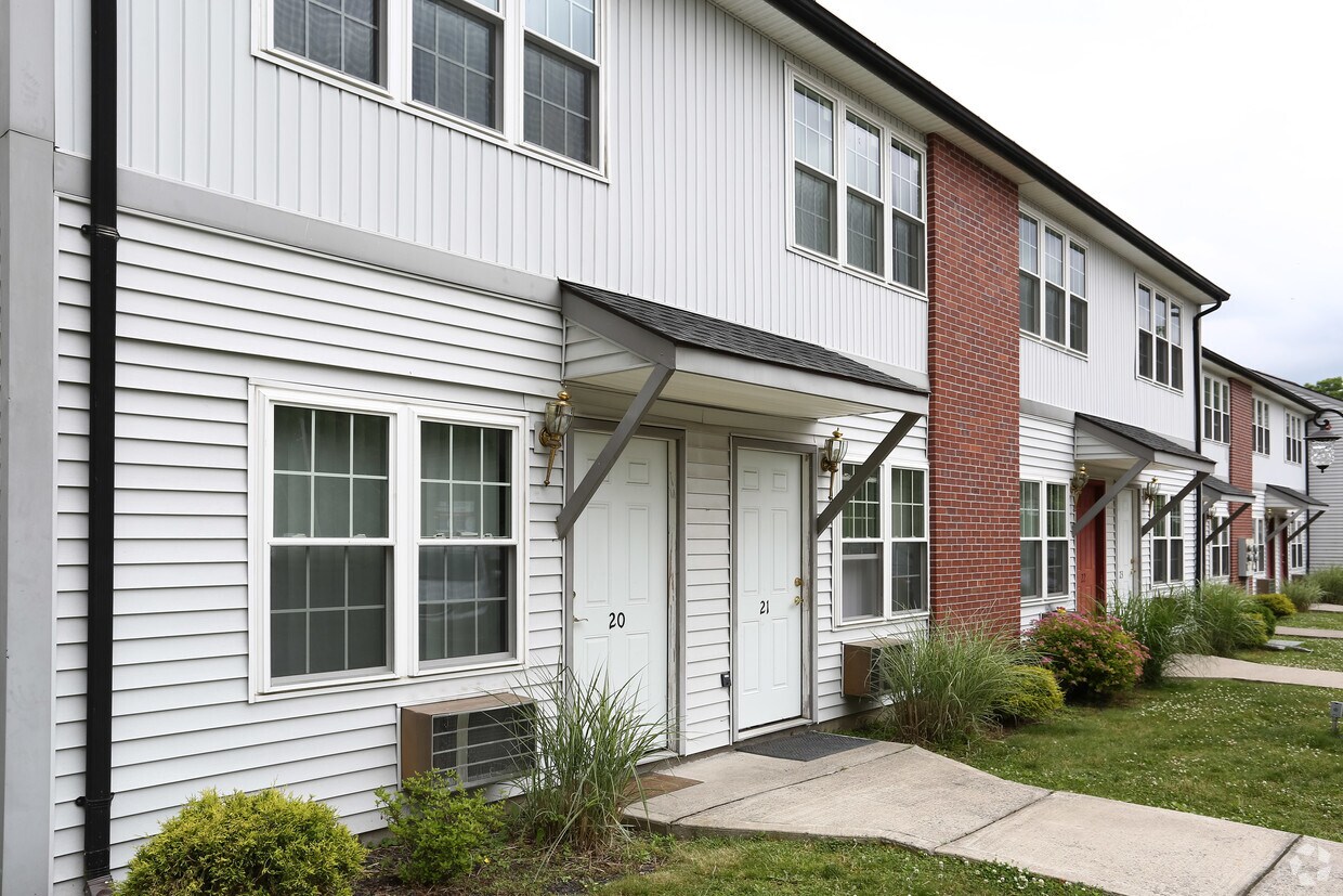 Foto principal - Little River Crossing Apartments