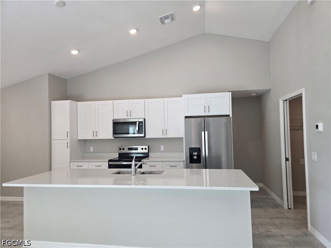 Foto del edificio - 4309 NE 20th Ct