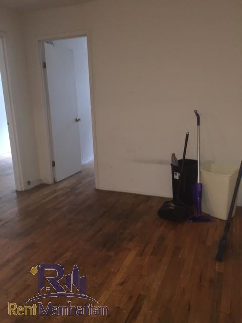 Building Photo - 155 W 30th St