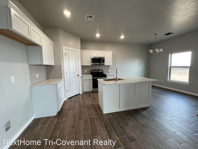 Building Photo - 3 br, 2 bath House - 1501 SW Heatherbrook Way