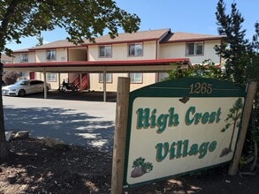 Building Photo - 1265 NE Purcell Blvd