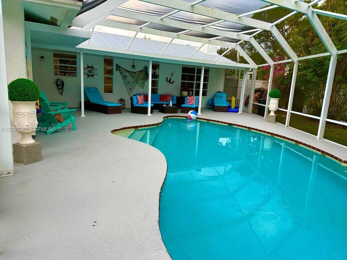 Foto del edificio - 2515 SE Petit Ln