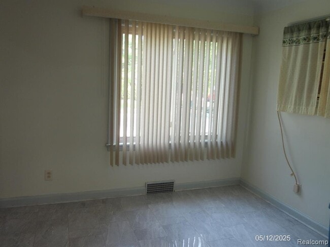Foto del edificio - 4861 Korte St