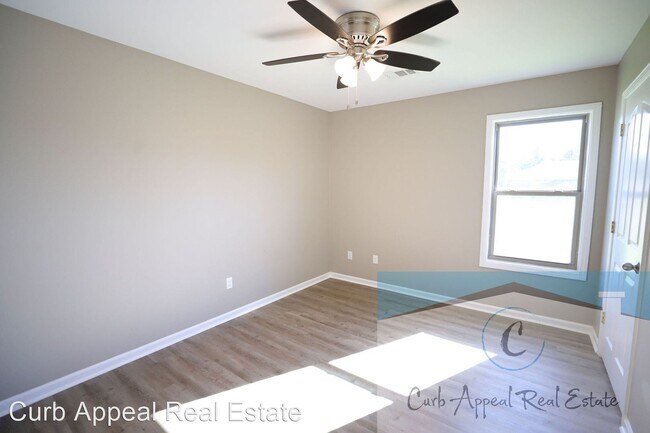 Foto del edificio - 3 br, 2 bath House - 705 Tawn