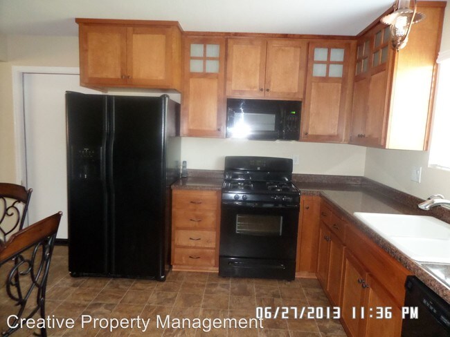 Building Photo - 4 br, 2 bath House - 1253 Via Del Carmel