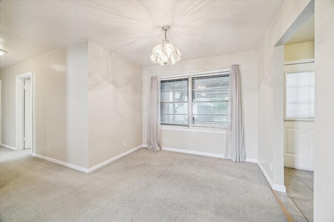 Foto del edificio - 5618 Sweetbriar St