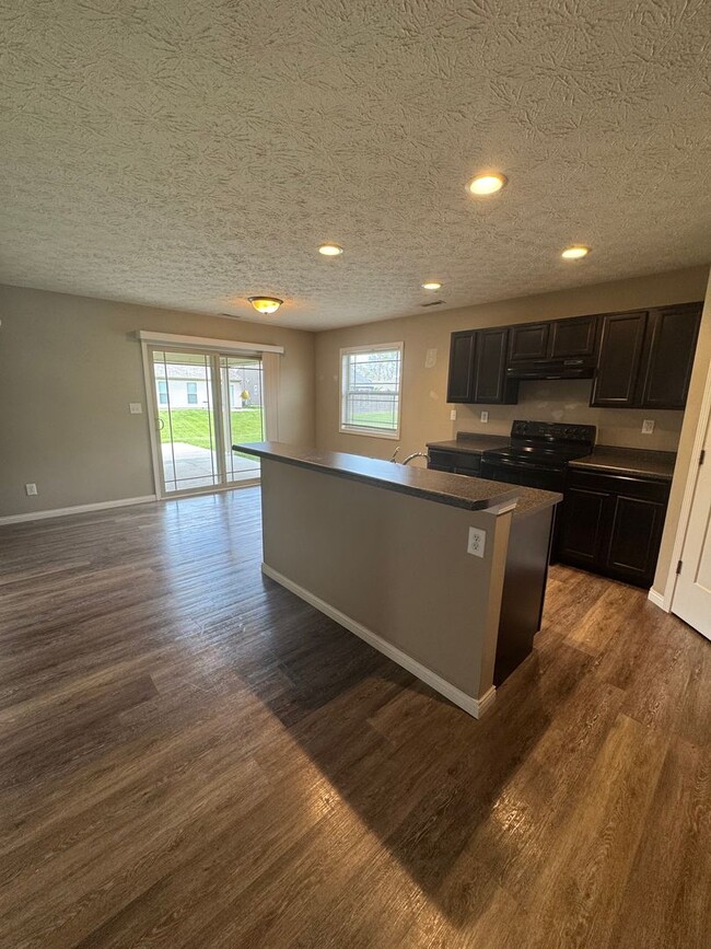 Foto del edificio - 3 Bedroom Single Family Home