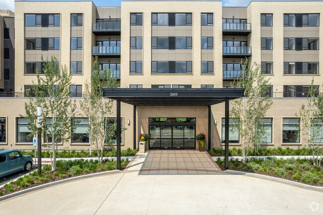 Building Photo - The Sheridan at Oak Brook