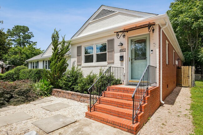 Foto del edificio - 4802 Patterson Ave