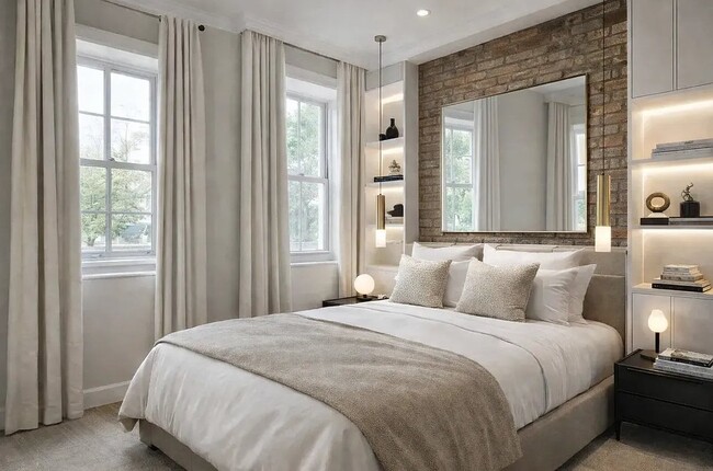 Building Photo - 202 E 13th St