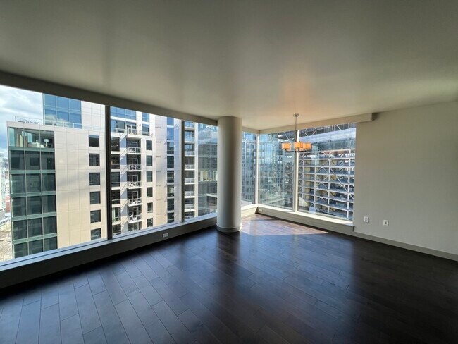 Photo - 10610 NE 9th Pl Apartment