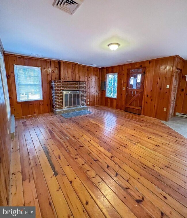 Building Photo - 15 Gray Fox Rd
