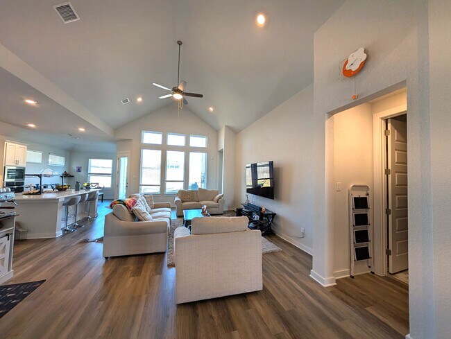 Foto del edificio - 20716 Jordyn Sterling St