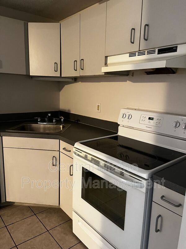 Building Photo - 37 Northern Avenue Heights