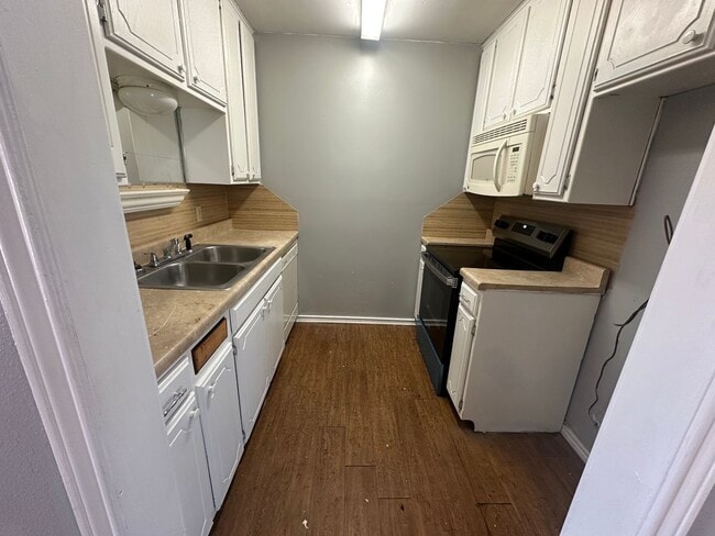 Foto del edificio - 12756 Candleridge Dr