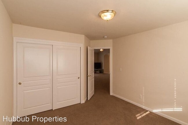 Building Photo - 3 br, 2 bath House - 2844 Foxglove Lane