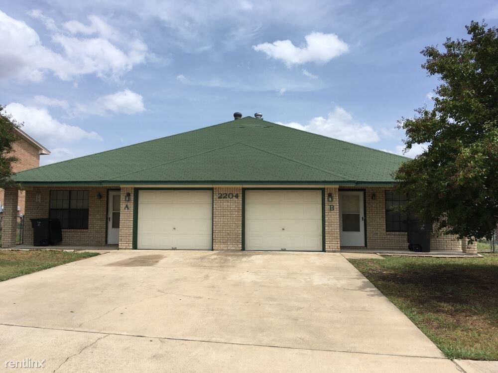3 br, 2 bath Duplex 2204 Wright Way A Townhome Rentals in Killeen