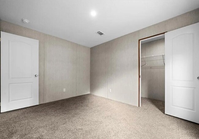 Foto del edificio - 11245 NW 8th St