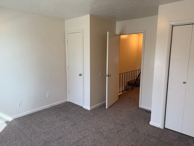 Foto del edificio - 4820 Scheel Rd