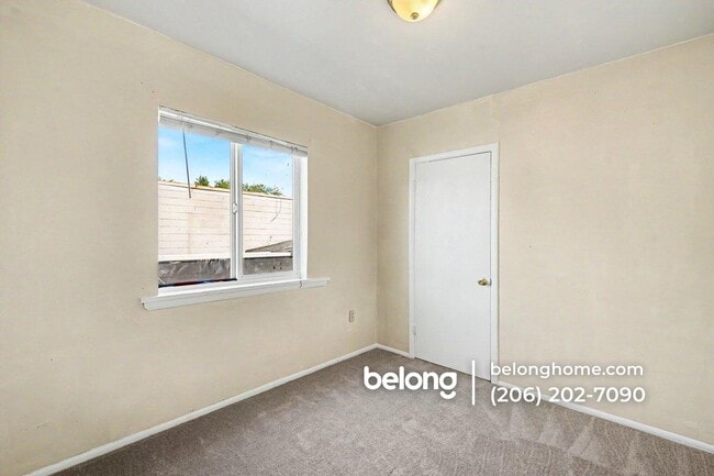 Building Photo - 9454 17th Ave SW