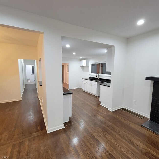 Foto del edificio - 4 br, 3 bath House - 2004 Taylor Street