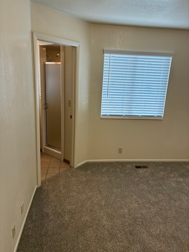 Building Photo - 2611 W 1400 S