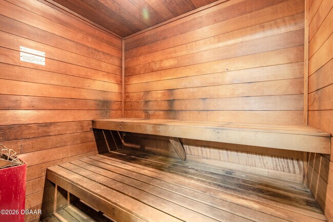 Building Photo - 24 Pinehurst Pl