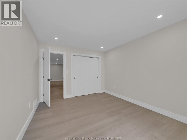 Building Photo - 3177 Riverside Dr E