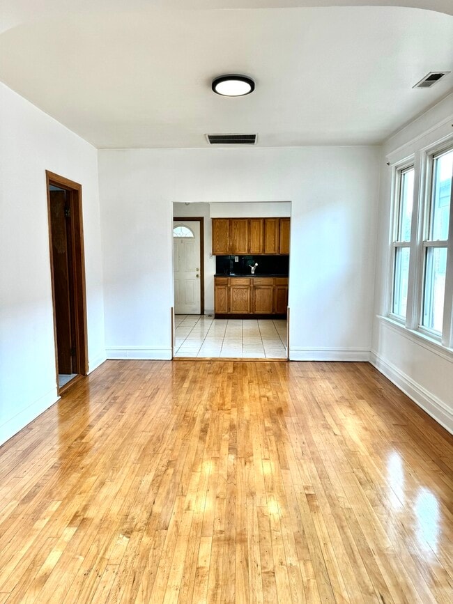 Building Photo - 2327 N 75th Ave
