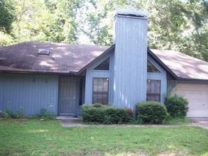 Building Photo - 2624 NW 4th Ave