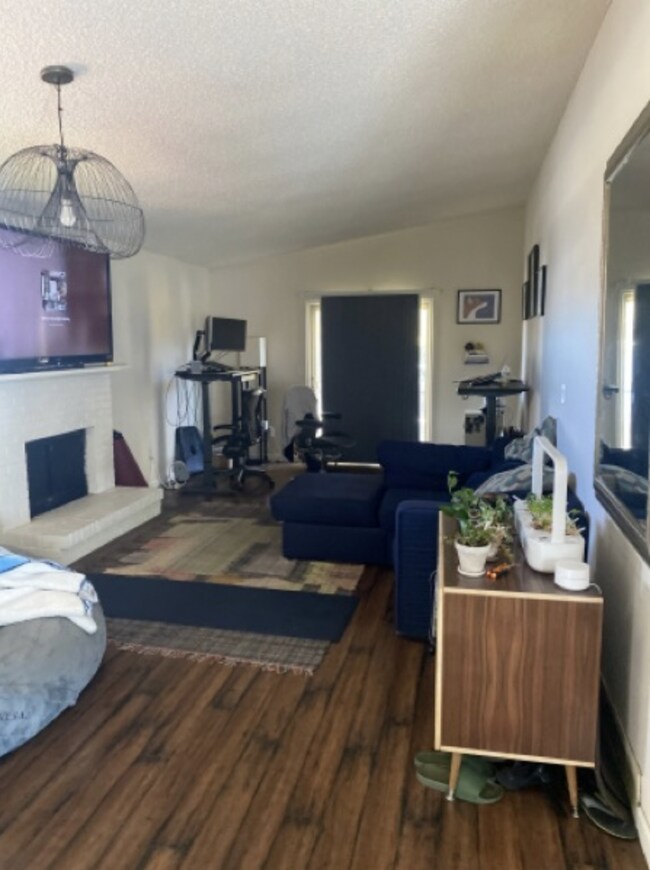 Foto del edificio - Cute townhome in Tech Center! Available 8/1/26
