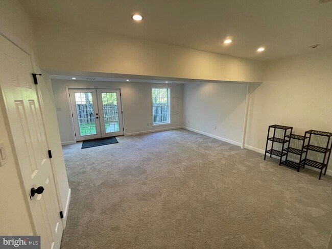 Foto del edificio - 25 Capps Ct